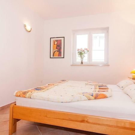 Villa California Пореч Екстериор снимка