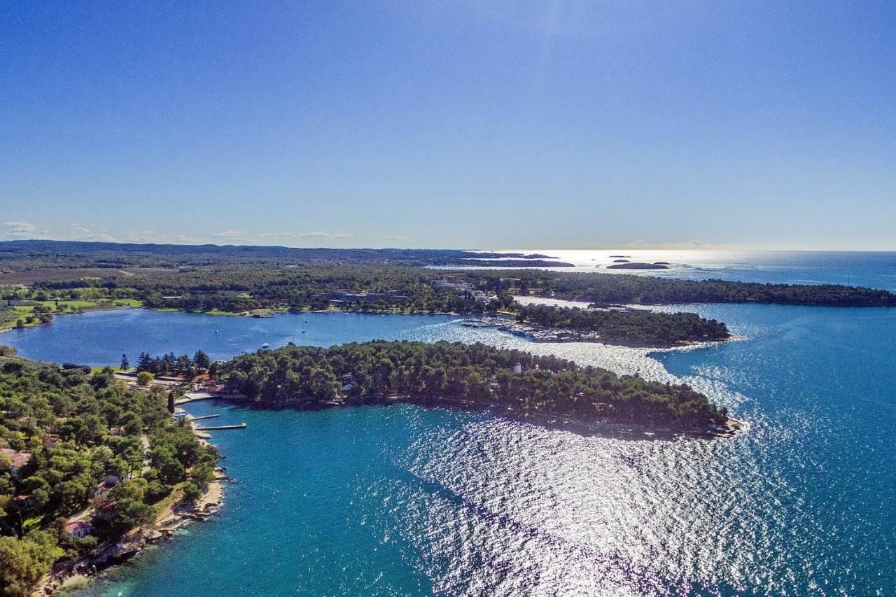 Villa California Пореч Екстериор снимка