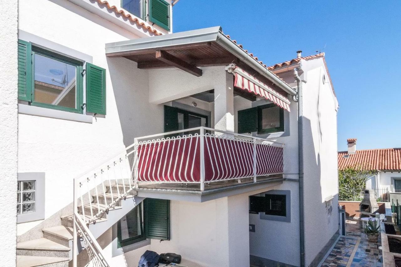 Villa California Пореч Екстериор снимка