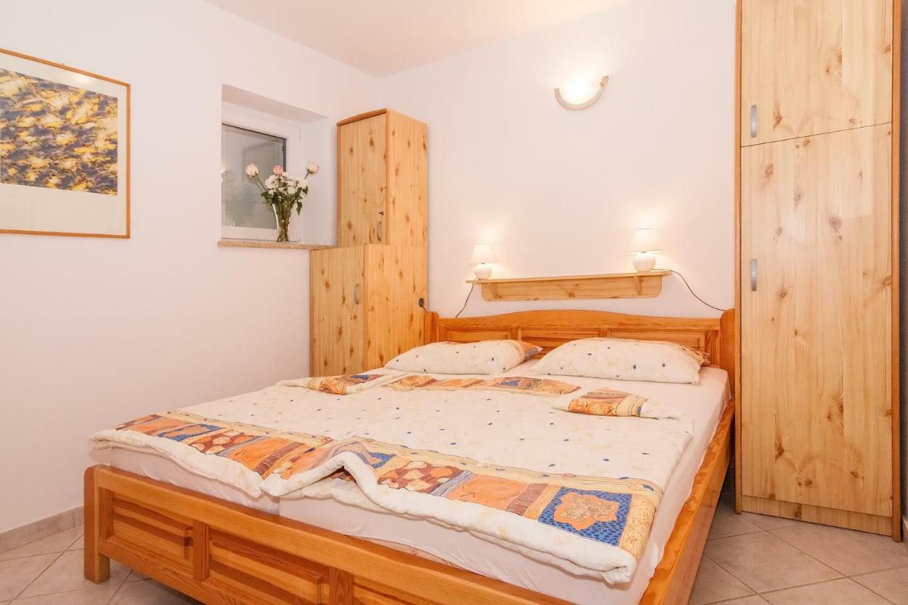 Villa California Пореч Екстериор снимка