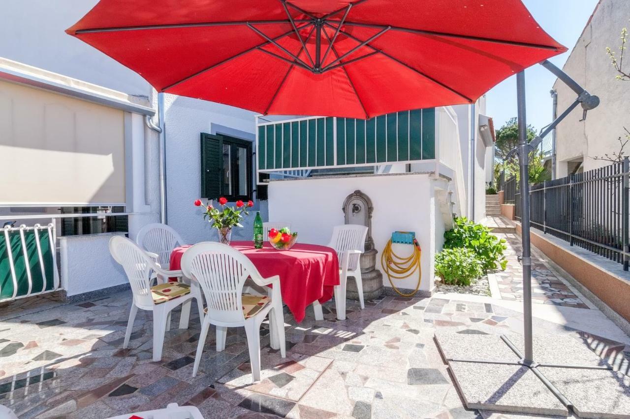 Villa California Пореч Екстериор снимка